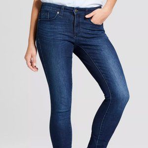 Dark Wash Mid-Rise Skinny Jeans